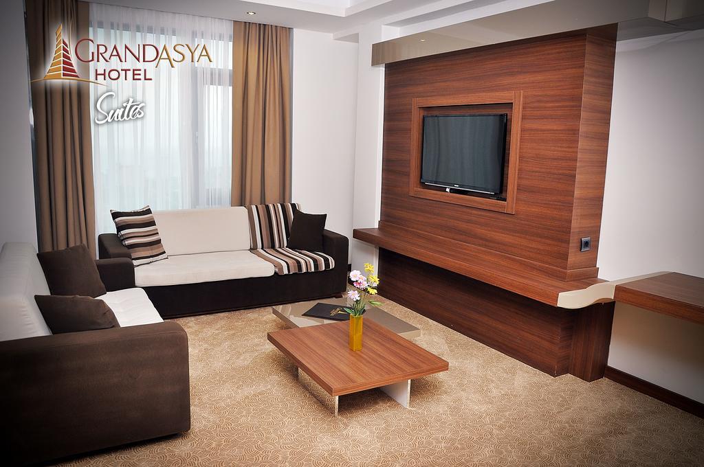 Grand Asya Hotel Bandirma Exterior photo