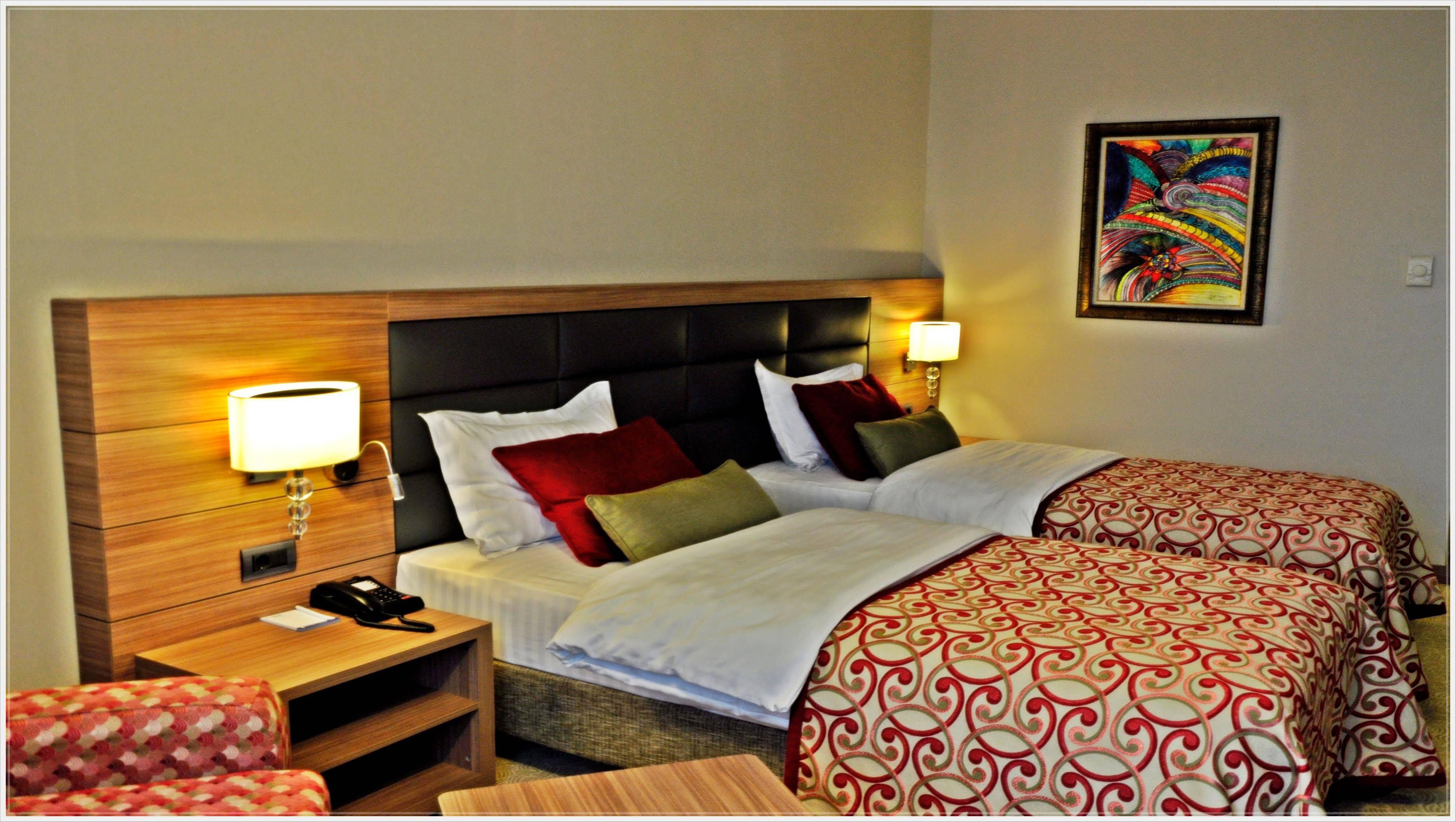 Grand Asya Hotel Bandirma Exterior photo