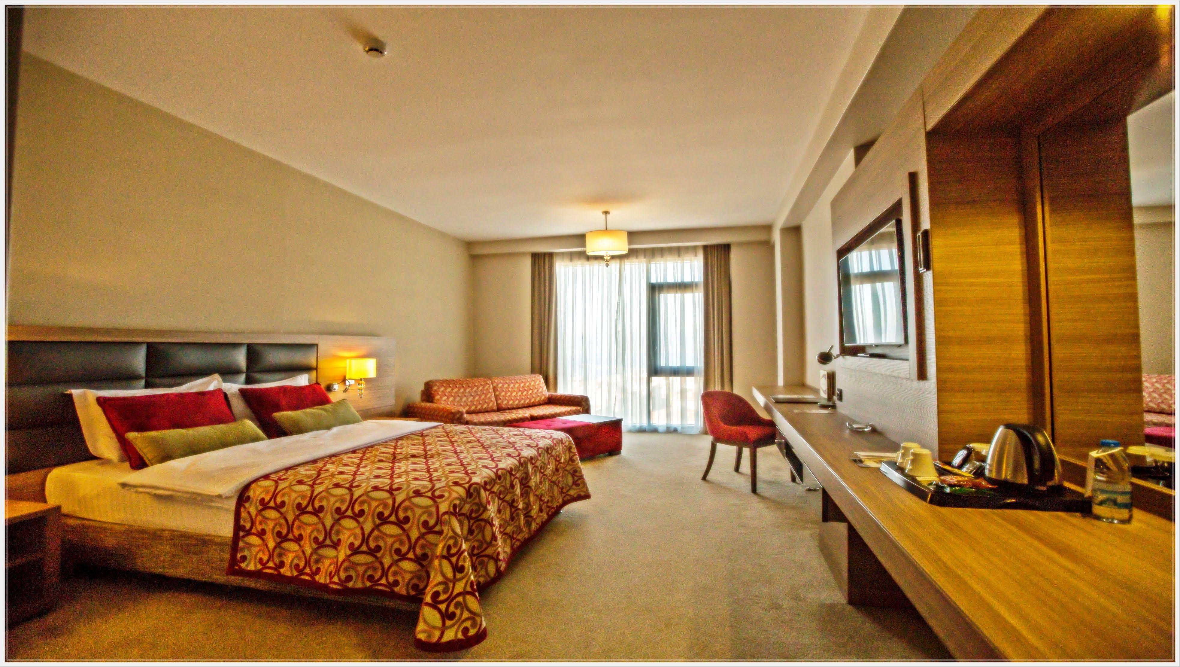 Grand Asya Hotel Bandirma Exterior photo